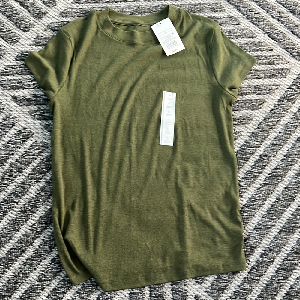 Women’s a new day ribbed tee